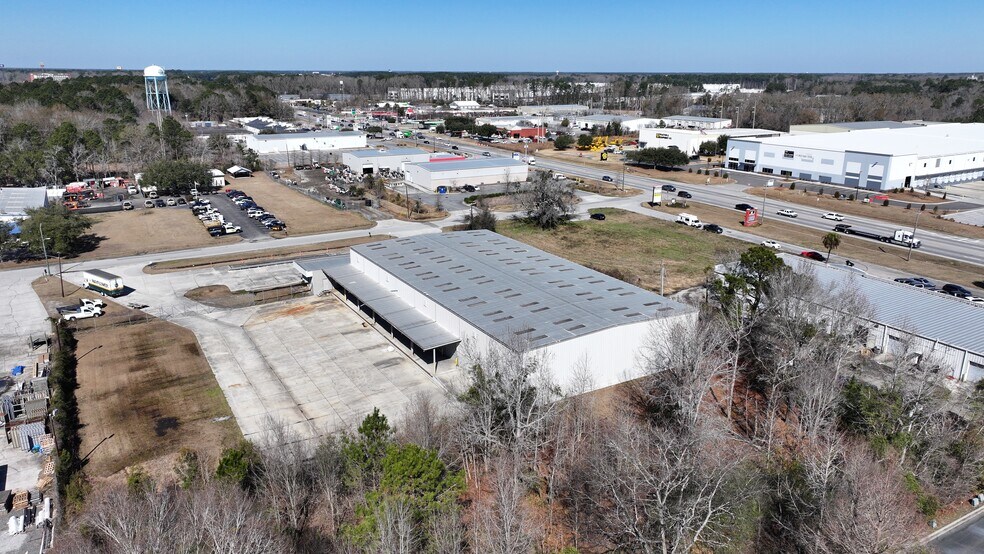 More Photos Of 102 Sharon Ct, Pooler Warehouse For Lease