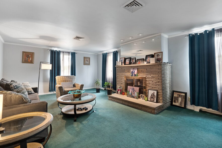 More Photos Of 701 Thompson Ave, Donora Funeral Home For Sale