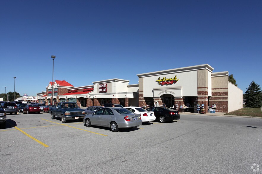 Primary Photo Of 305-423 N Halleck St, Demotte General Retail For Lease