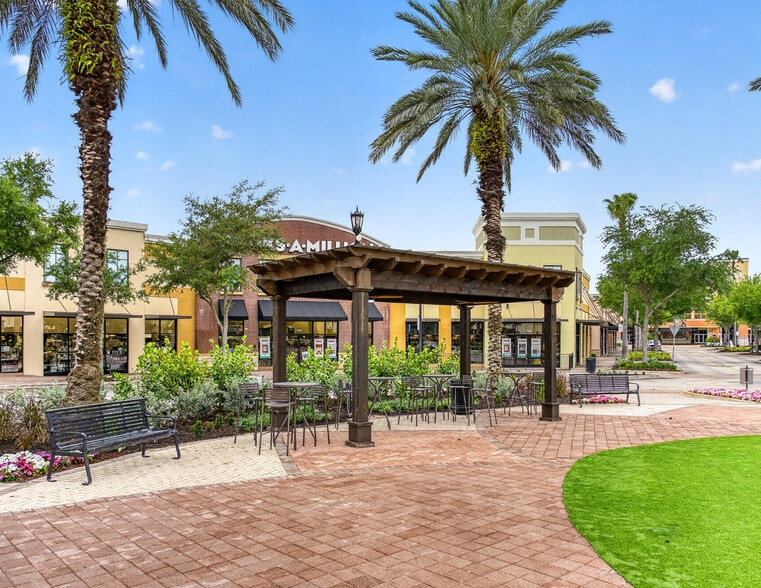More Photos Of 1479 Town Center Dr, Lakeland Unknown For Lease