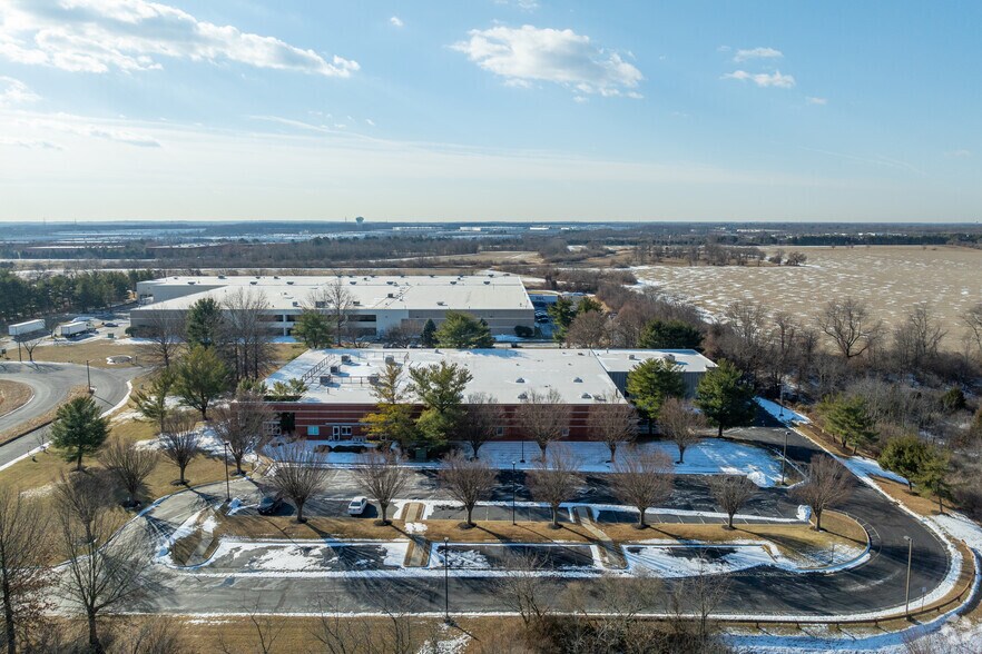 More Photos Of 47 Commerce Dr, Cranbury Light Distribution For Sale