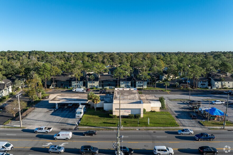 More Photos Of 5730 University Blvd W, Jacksonville Restaurant For Lease