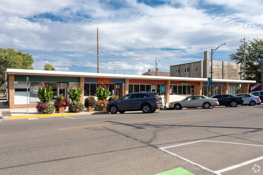 More Photos Of 109-119 W Beaver Ave, Fort Morgan General Retail For Lease