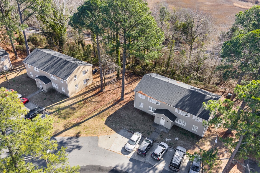 More Photos Of 824 Post Ave, Chesapeake Apartments For Sale