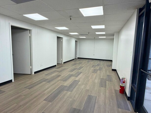 More Photos Of 3600-3606 Silver Star Rd, Orlando Unknown For Lease