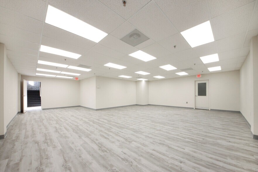 More Photos Of 6630 NW 16th Ter, Fort Lauderdale Warehouse For Lease