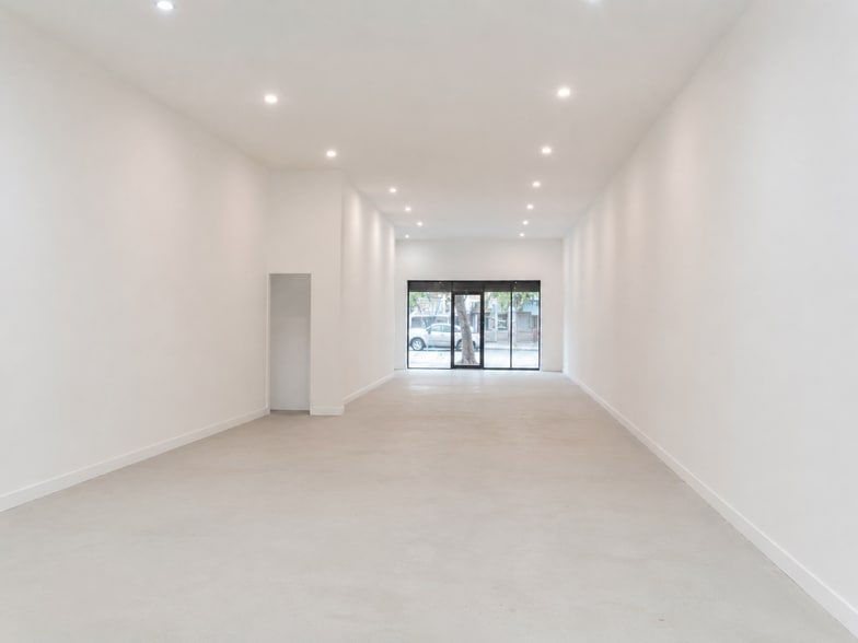 Primary Photo Of 5520 Myrtle Ave, Ridgewood Apartments For Lease