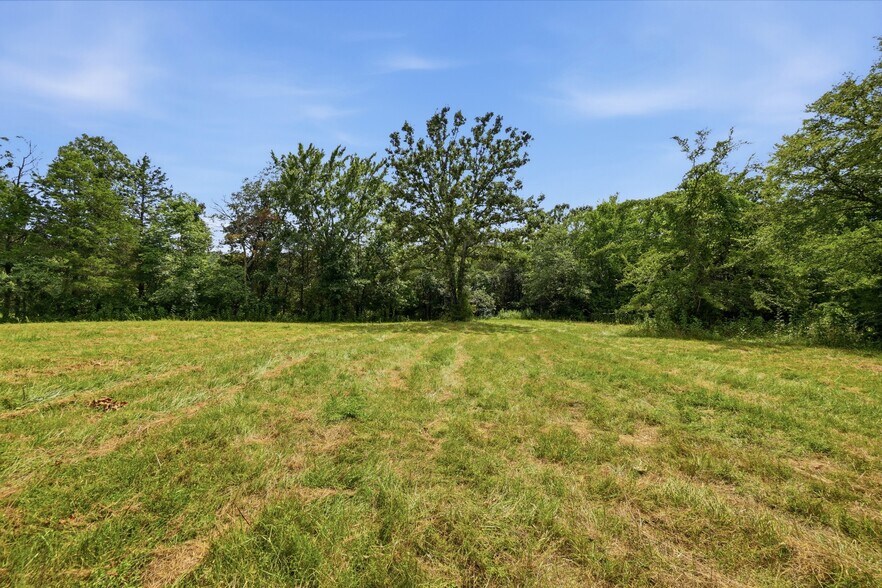 More Photos Of 11373 Colcleasure Rd, Fayetteville Land For Sale