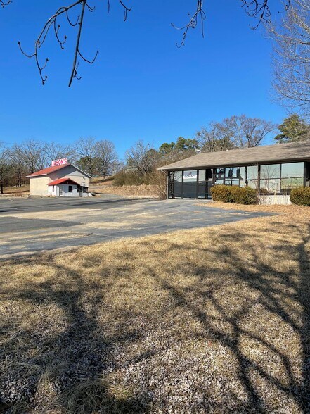 More Photos Of 140 Amity Rd, Hot Springs Office For Sale