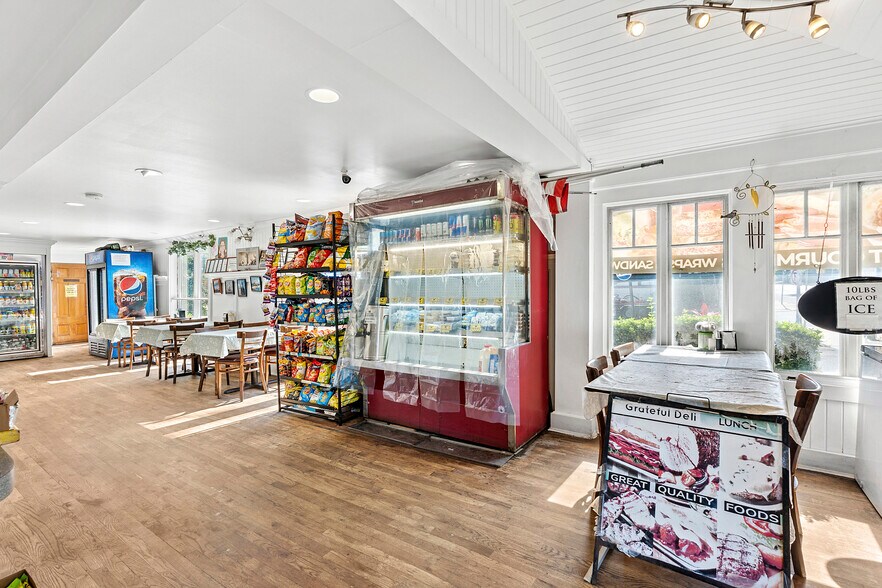 More Photos Of 55700 Rt-25, Southold Freestanding For Sale