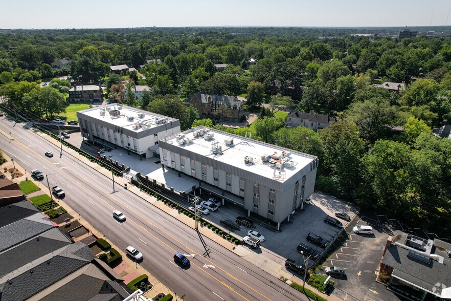 More Photos Of 7700-7750 Clayton Rd, Richmond Heights Office For Sale