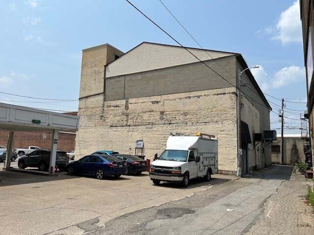 Primary Photo Of 122 Templeton Way, Kittanning Warehouse For Sale