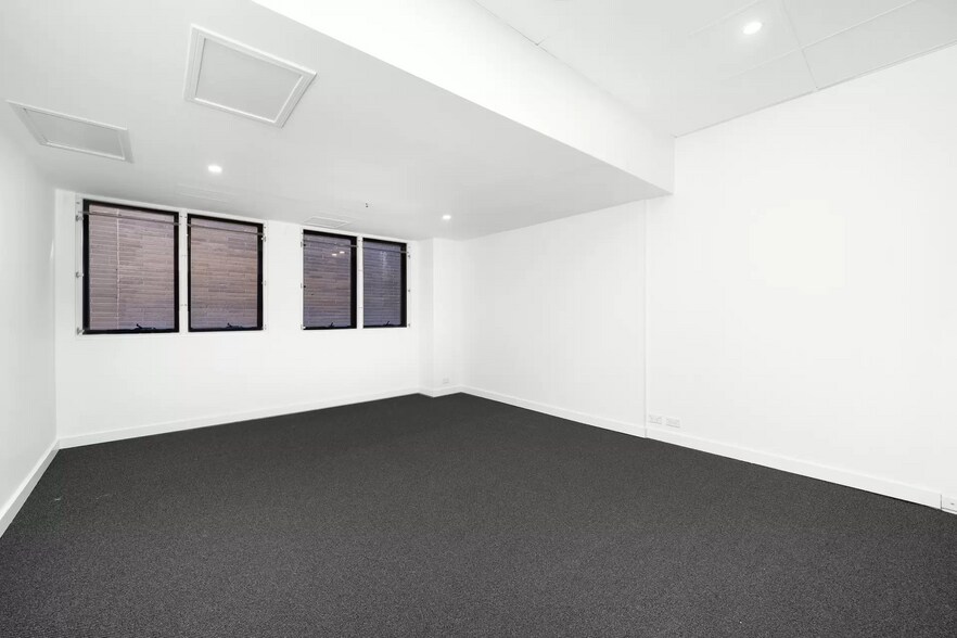 More Photos Of 100 New South Head Rd, Edgecliff Apartments For Lease