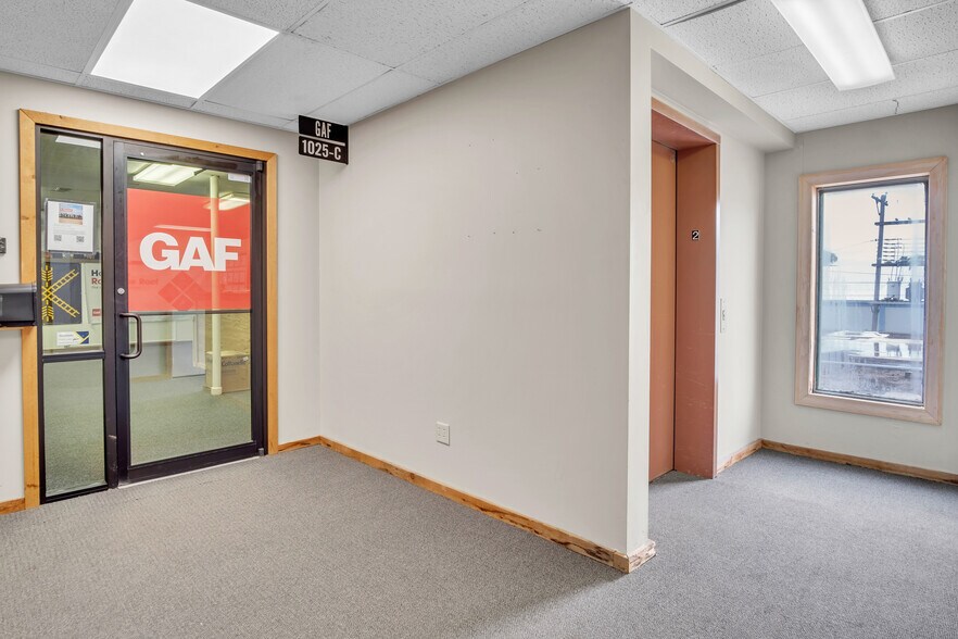 More Photos Of 1023-1039 Washington Rd, Newton Storefront Retail Office For Sale