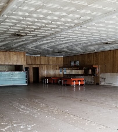 More Photos Of 734 N Greenwood Ave, Ware Shoals General Retail For Sale