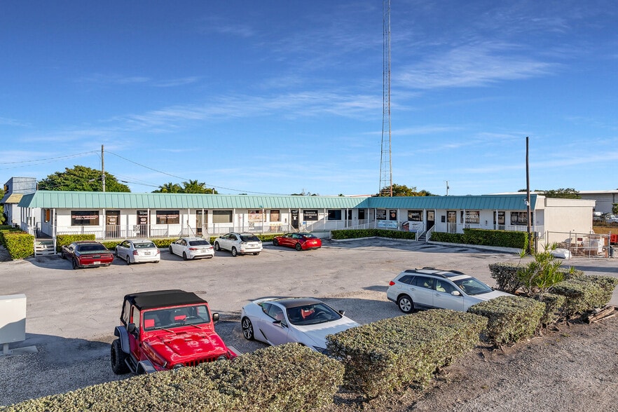 More Photos Of 30348 Overseas Hwy, Big Pine Key General Retail For Sale