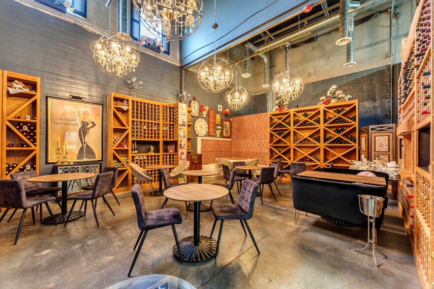 More Photos Of 9299 W Olive Ave, Peoria Light Manufacturing For Sale