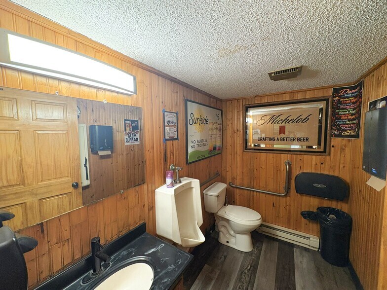 More Photos Of 12110 State Highway 210, Brainerd Restaurant For Sale