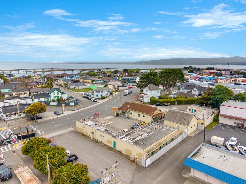 Primary Photo Of 1420 4th St, Eureka Hotel For Sale