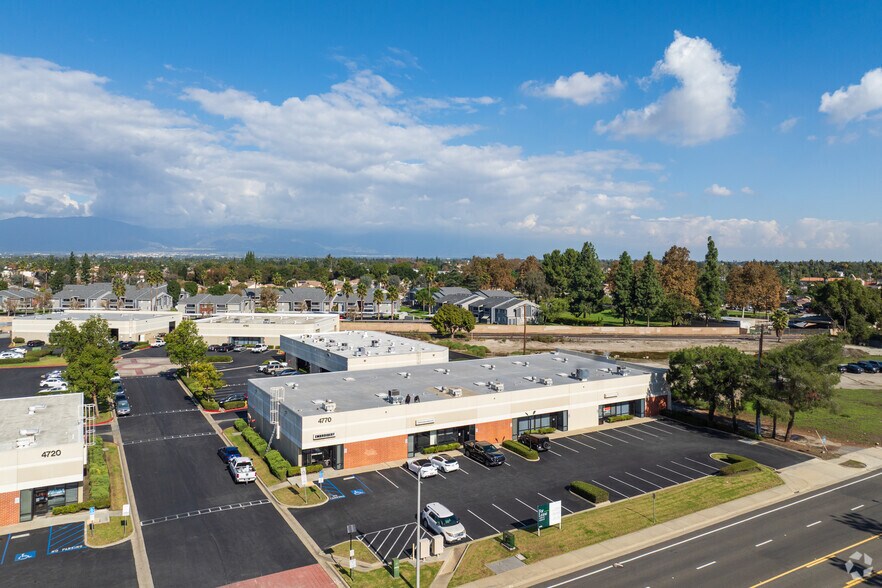 More Photos Of 4750-4780 Chino Ave, Chino Showroom For Lease