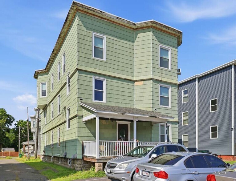 More Photos Of 541 Front St, Chicopee Apartments For Sale