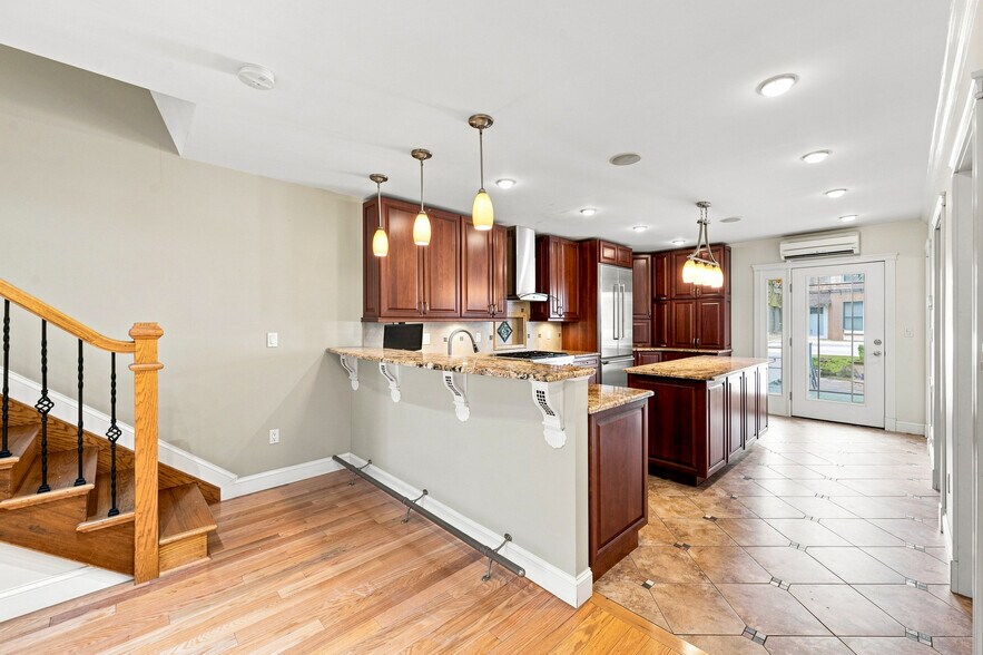 More Photos Of 117 President St, Brooklyn Apartments For Sale