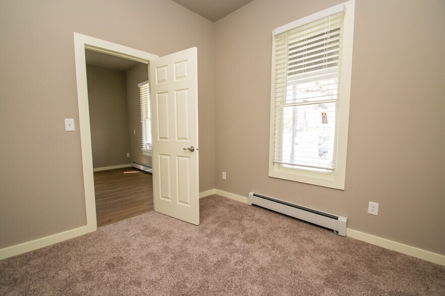 More Photos Of 1806 17th St, Boulder Apartments For Sale