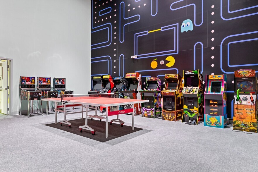 More Photos Of 1215 Tom Ginnever Ave, O'Fallon Religious Facility For Lease