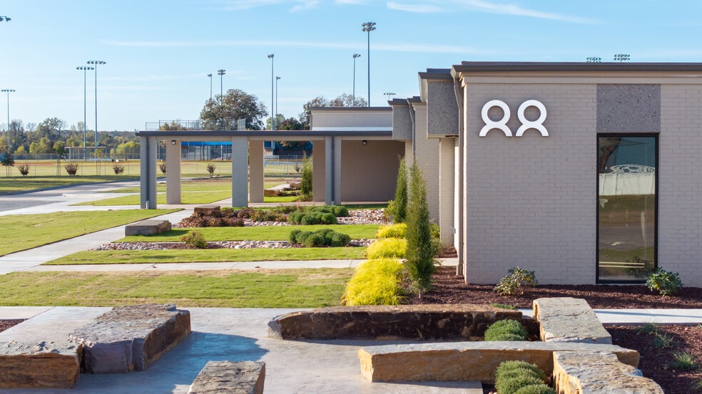 Primary Photo Of 8800 S Fawnwood Ct, Broken Arrow Office For Lease