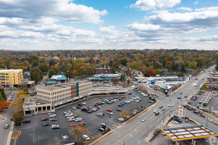More Photos Of 2701-2737 Madison Rd, Cincinnati Office For Lease