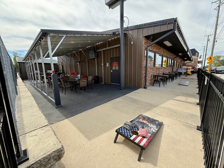 More Photos Of 7502 State Highway 14 E, Sparta Restaurant For Sale