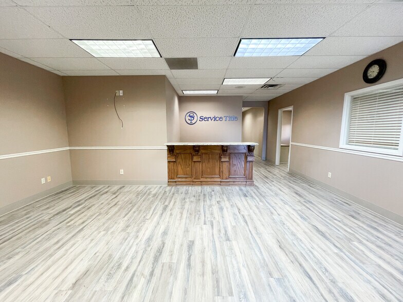 More Photos Of 4101-4103 84th St, Lubbock Office For Lease