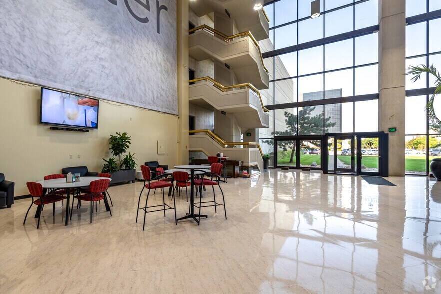 More Photos Of 301 N Main St, Wichita Office For Lease