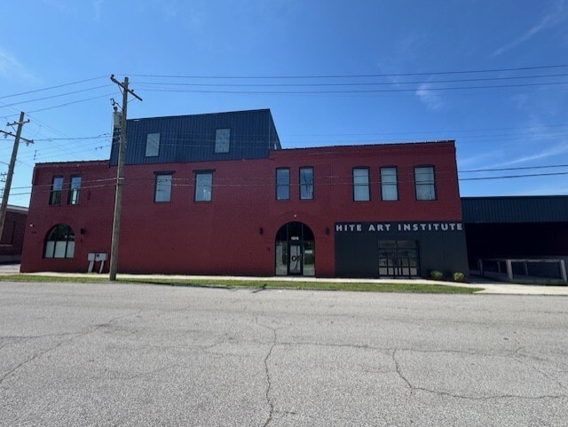 More Photos Of 1616 Rowan St, Louisville Office For Lease