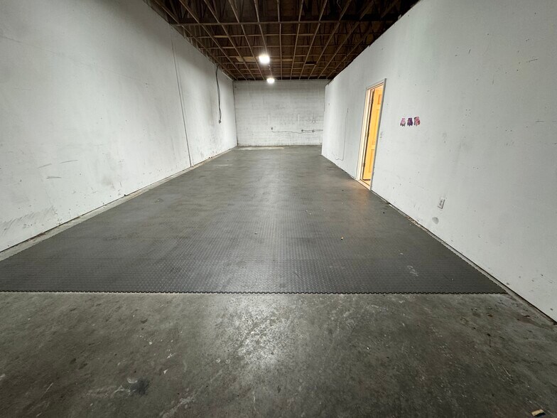 More Photos Of 488 La Mesa Rd, Mount Pleasant Unknown For Lease