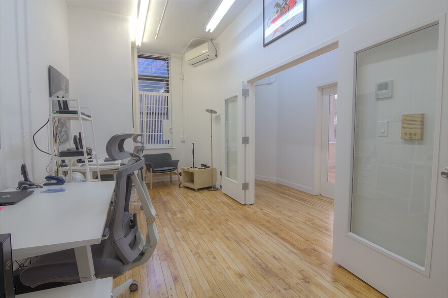 More Photos Of 28 W 27th St, New York Loft Creative Space For Lease