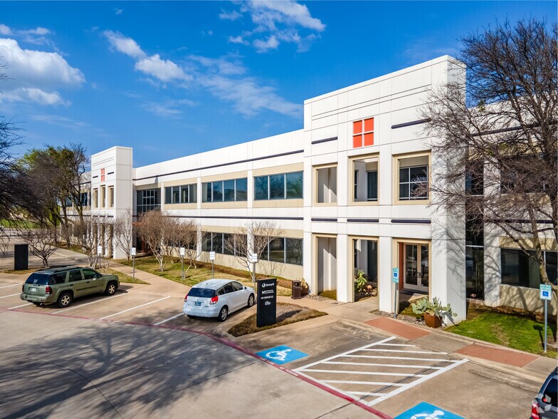 More Photos Of 1301 E Arapaho Rd, Richardson Office For Sale