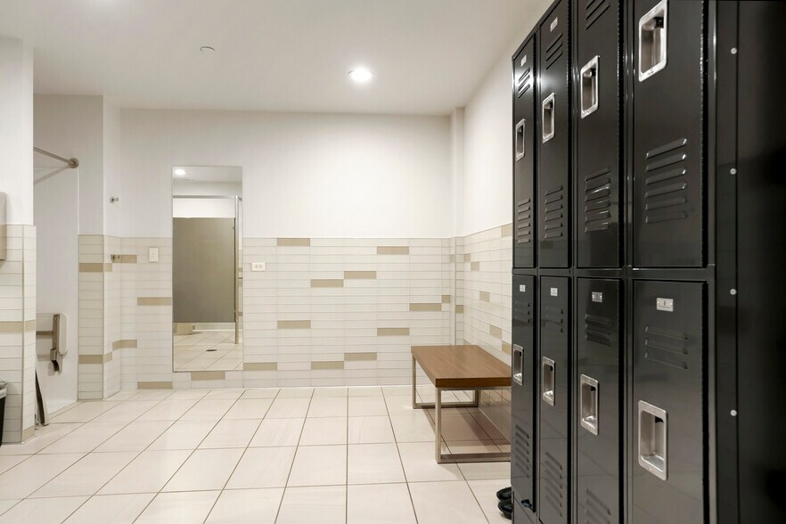 More Photos Of 7100 E Belleview Ave, Greenwood Village Office For Lease