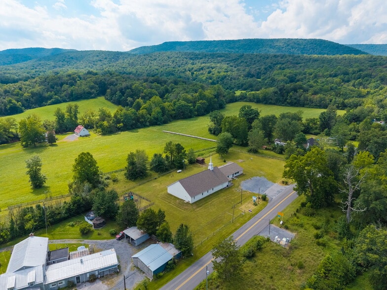 More Photos Of 5700 Edinburg Gap Rd, Fort Valley Religious Facility For Sale