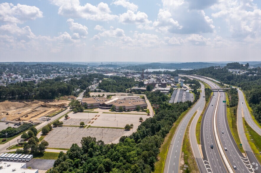 More Photos Of 135 Brooks St, Worcester Land For Lease