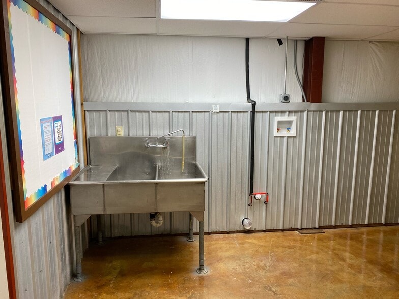 More Photos Of 5550 S Highway 97, Sand Springs Daycare Center For Sale