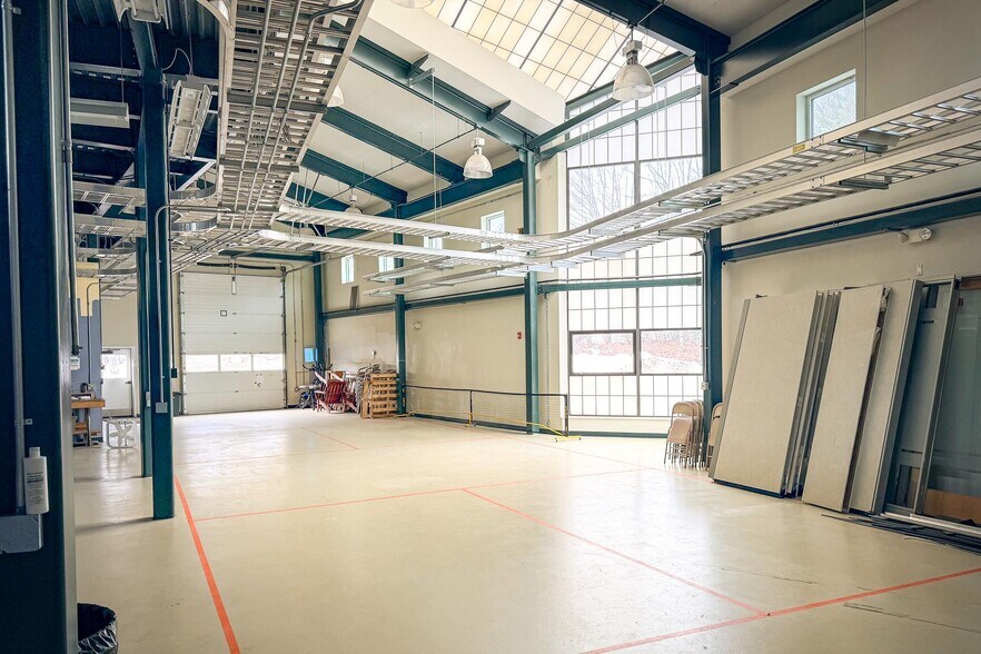 More Photos Of 193 Home Farm Way, Waitsfield Office For Sale