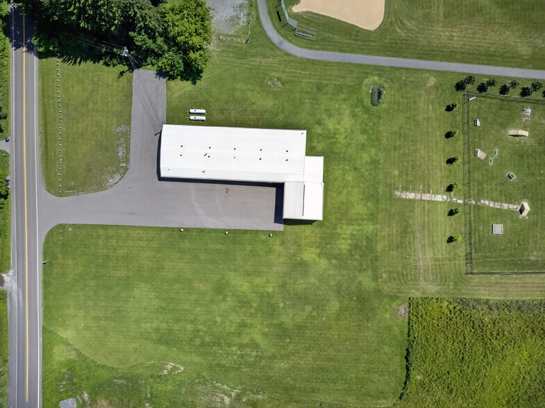 More Photos Of 2967 US Route 11, La Fayette Warehouse For Sale