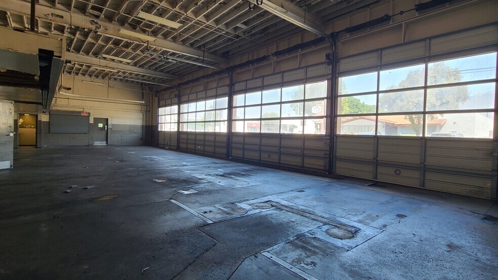 More Photos Of 1500 S Baldwin Ave, Arcadia Auto Repair For Lease