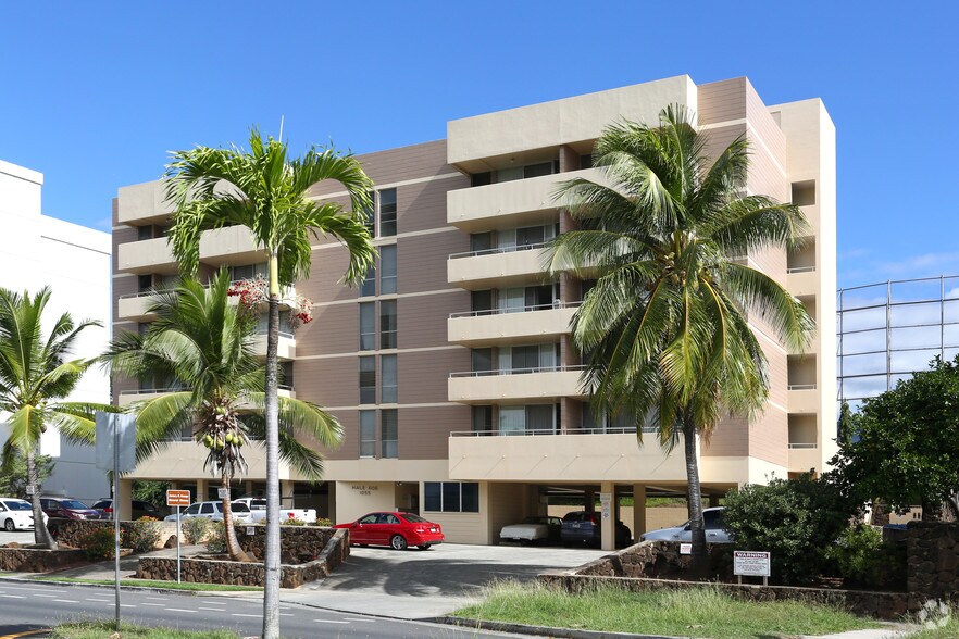 More Photos Of 1055 Ala Napunani St, Honolulu Apartments For Sale