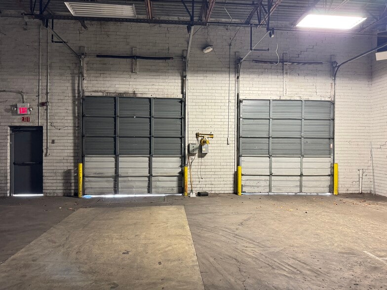 More Photos Of 1000 Tulip Dr, Gastonia Warehouse For Lease