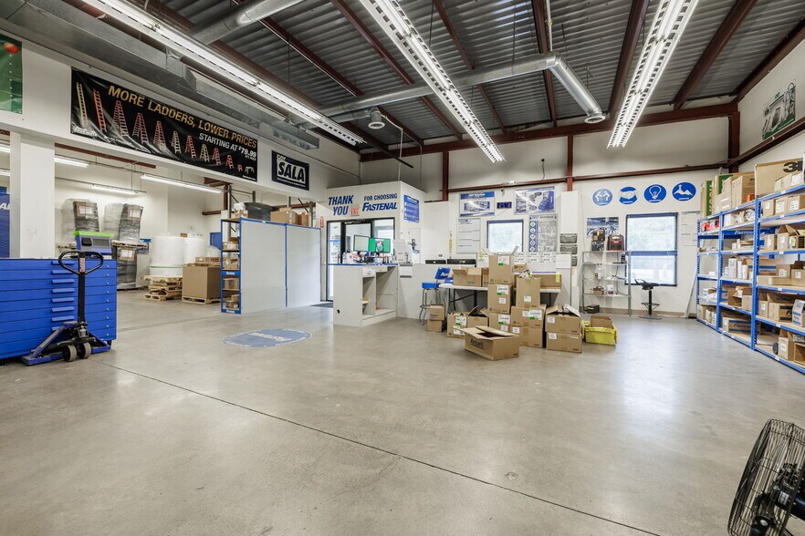 More Photos Of 6280 State Route 96, Farmington Freestanding For Lease