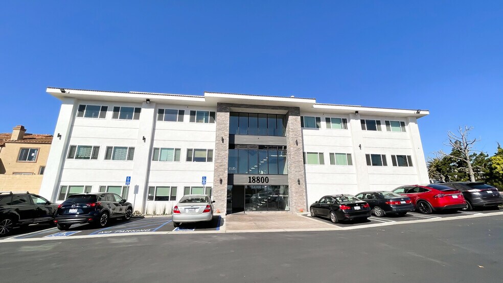 More Photos Of 18800 Main St, Huntington Beach Medical For Lease