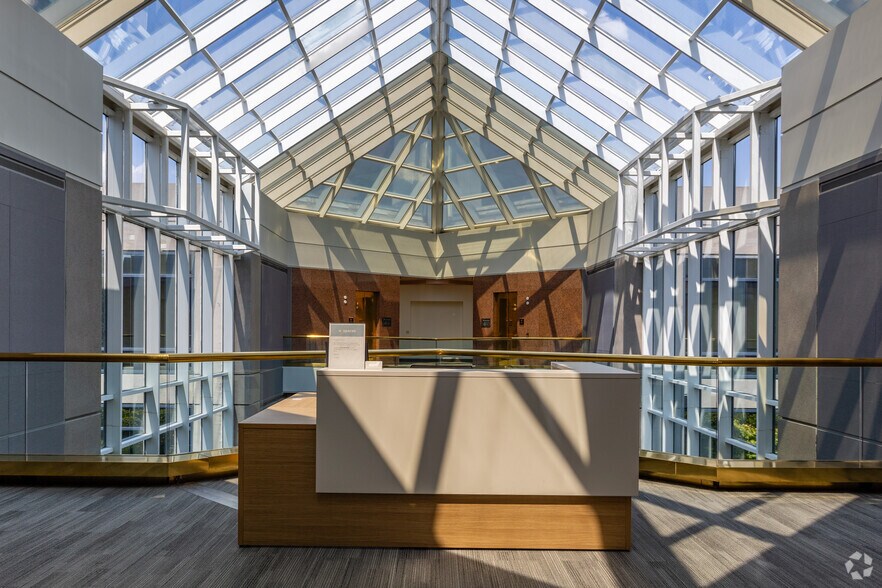 More Photos Of 1 Burton Hills Blvd, Nashville Unknown For Sale