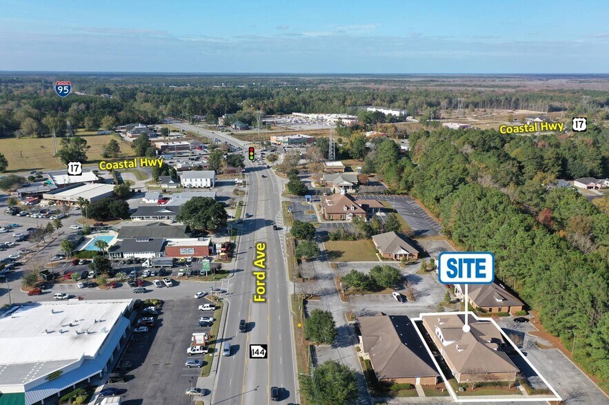 More Photos Of 10055 Ford Ave, Richmond Hill Medical For Lease